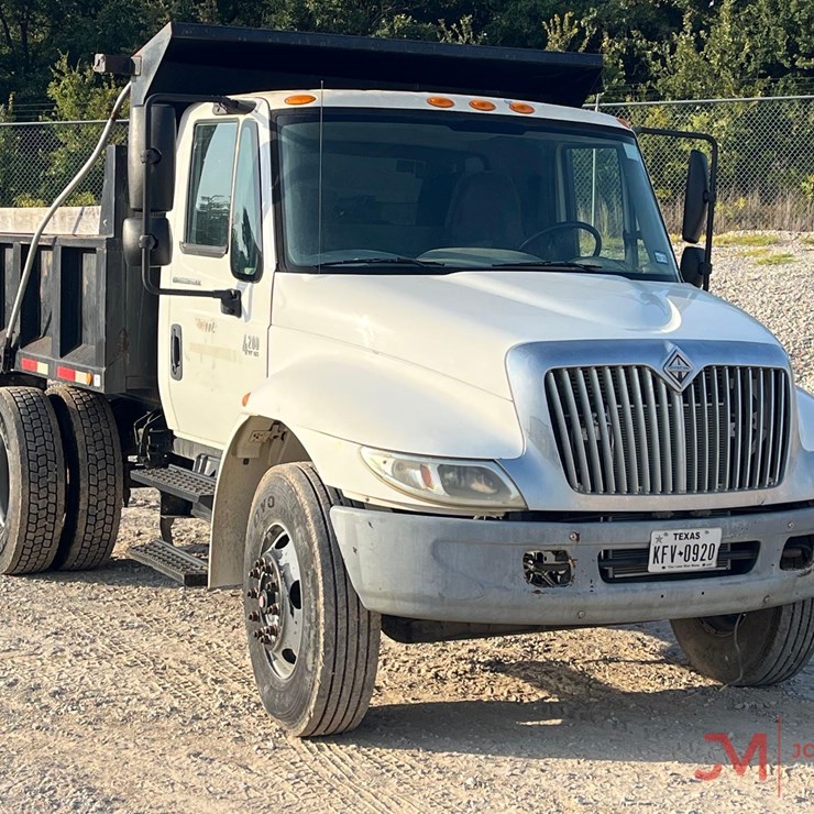 2008 INTERNATIONAL DURASTAR 4200