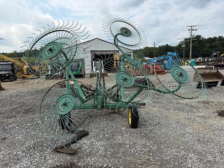 john-deere-702-image-3