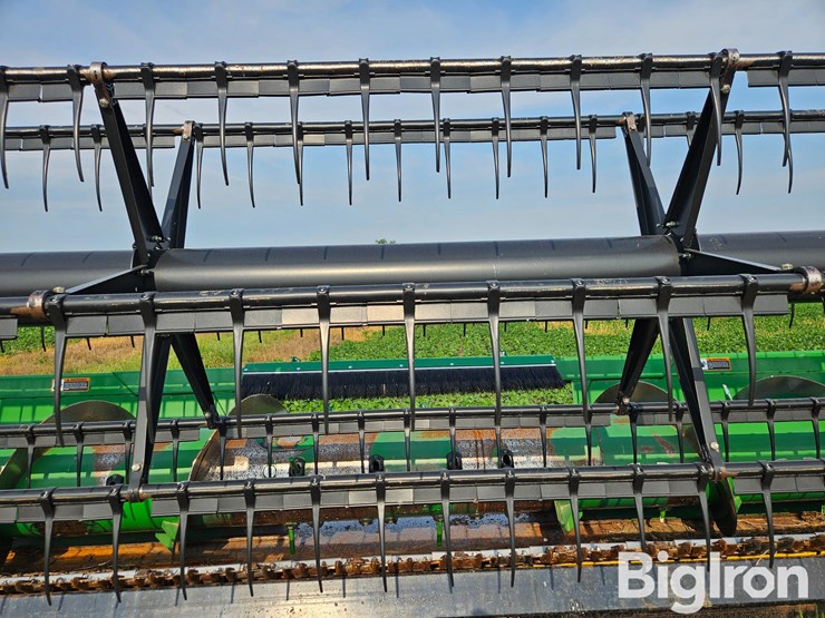 2012-john-deere-625f-image-13