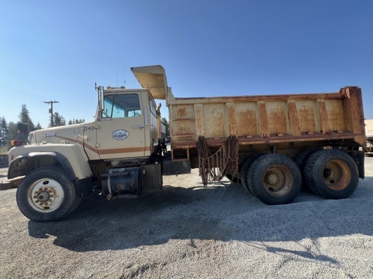 1989-ford-lt9000-image-5