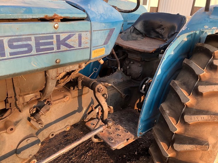 1978-iseki-ts2810-image-11