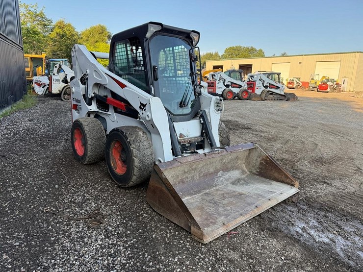 2023-bobcat-s770-image-6