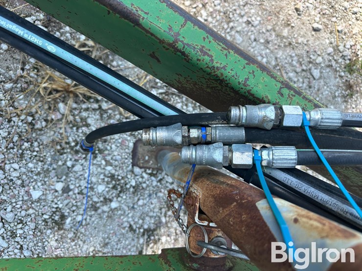 john-deere-724-image-11