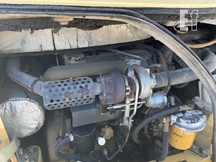 2010-caterpillar-303.5c-cr-image-17