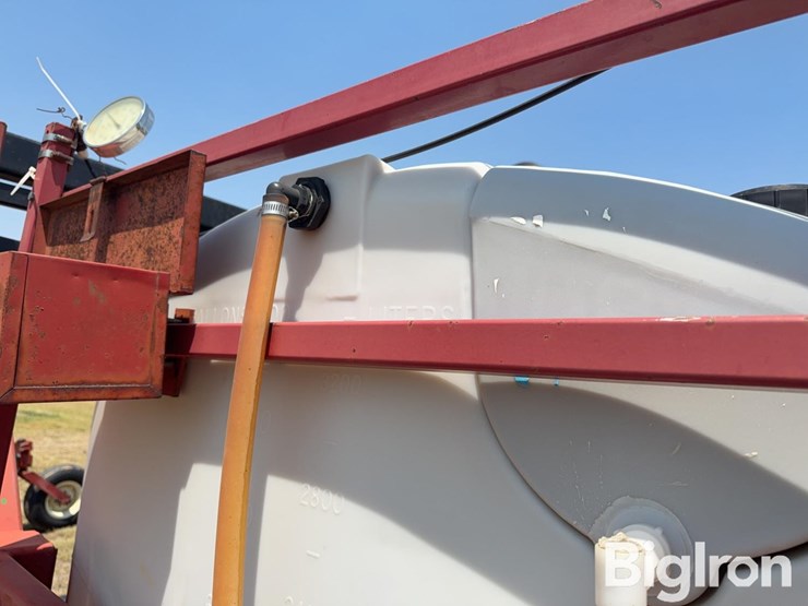 trail-master-90’-pull-type-sprayer-image-15