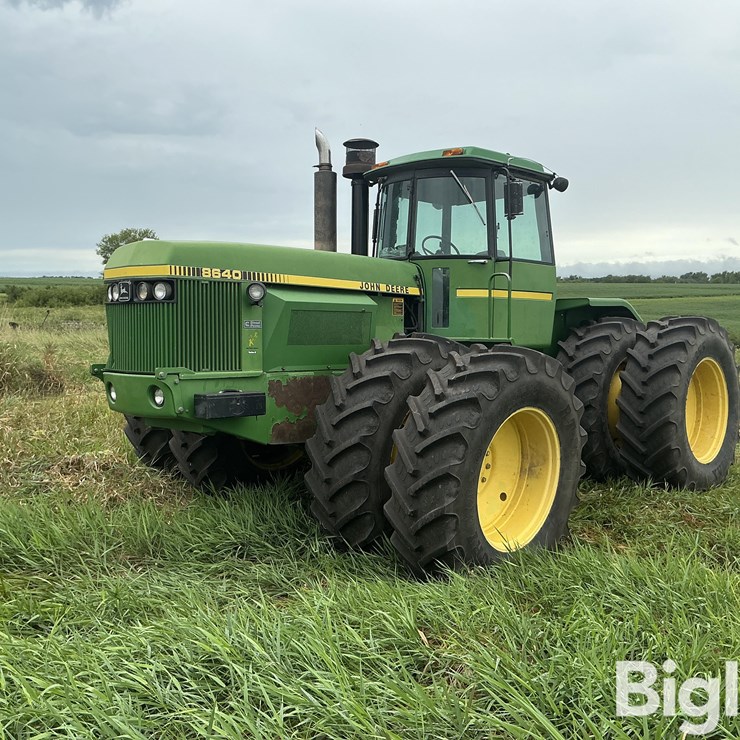 1981 JOHN DEERE 8640