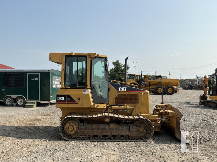 2005-caterpillar-d3g-xl-image-5