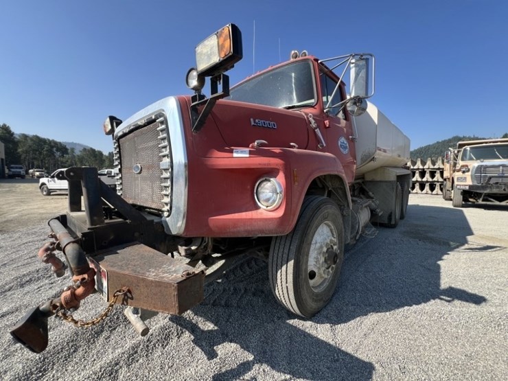 1988-ford-lts9000-image-2