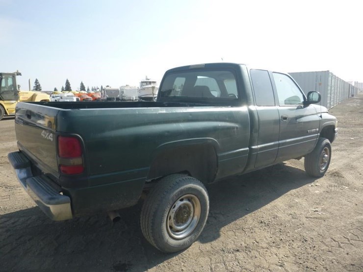 2001-dodge-ram-2500-image-3