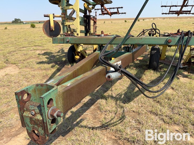noble-32’-field-cultivator-image-10