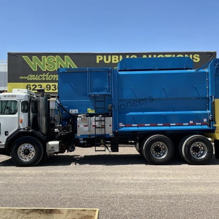 2018 PETERBILT 520