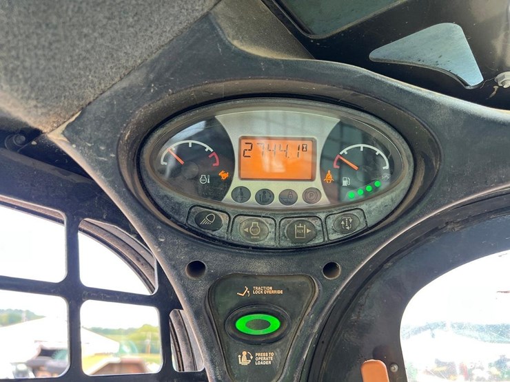 2019-bobcat-t770-image-27