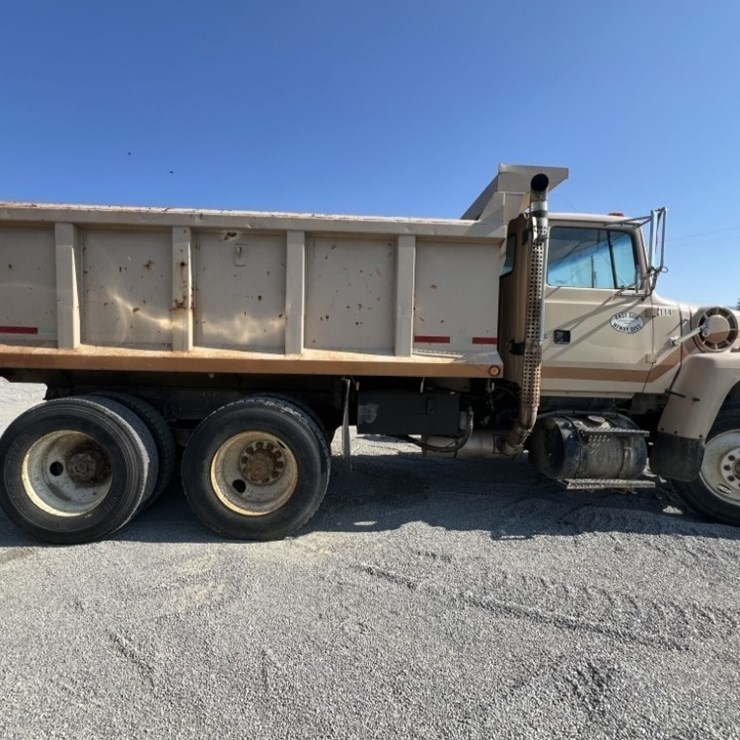 1991 FORD LT9000