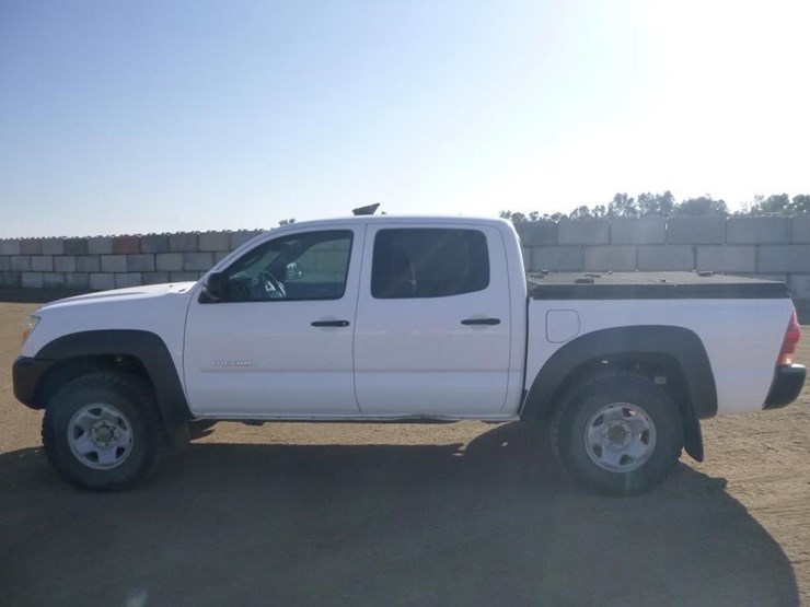2013-toyota-tacoma-image-6