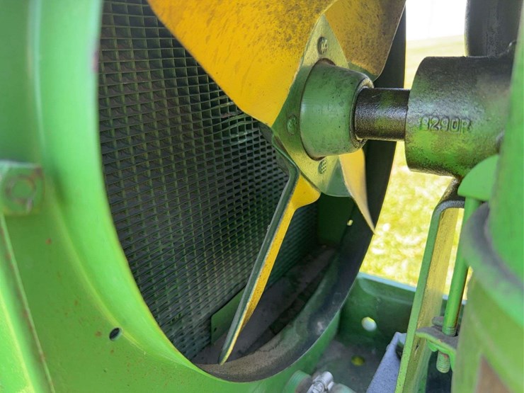 john-deere-b-image-19