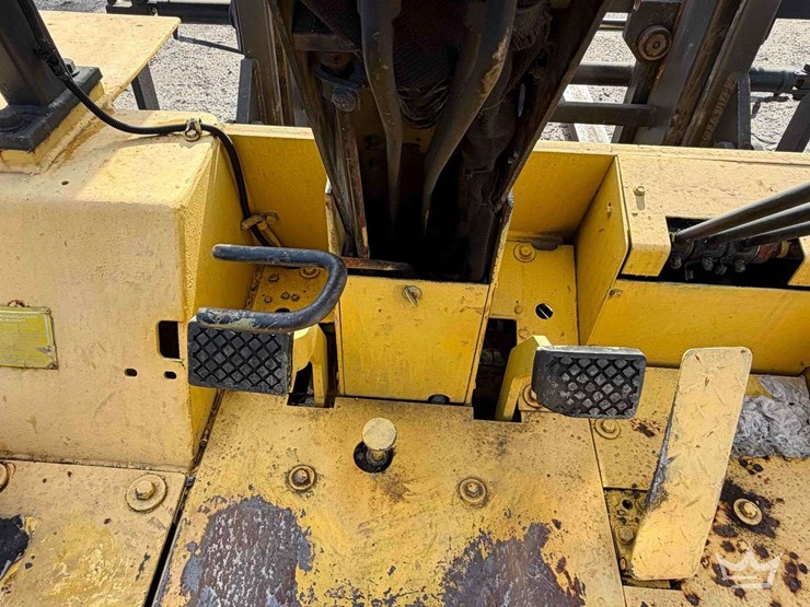1989-caterpillar-r80-image-16