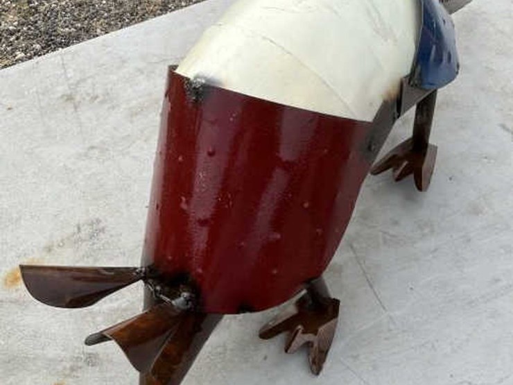 #144-•-metal-art---large-texas-armadillo-image-1