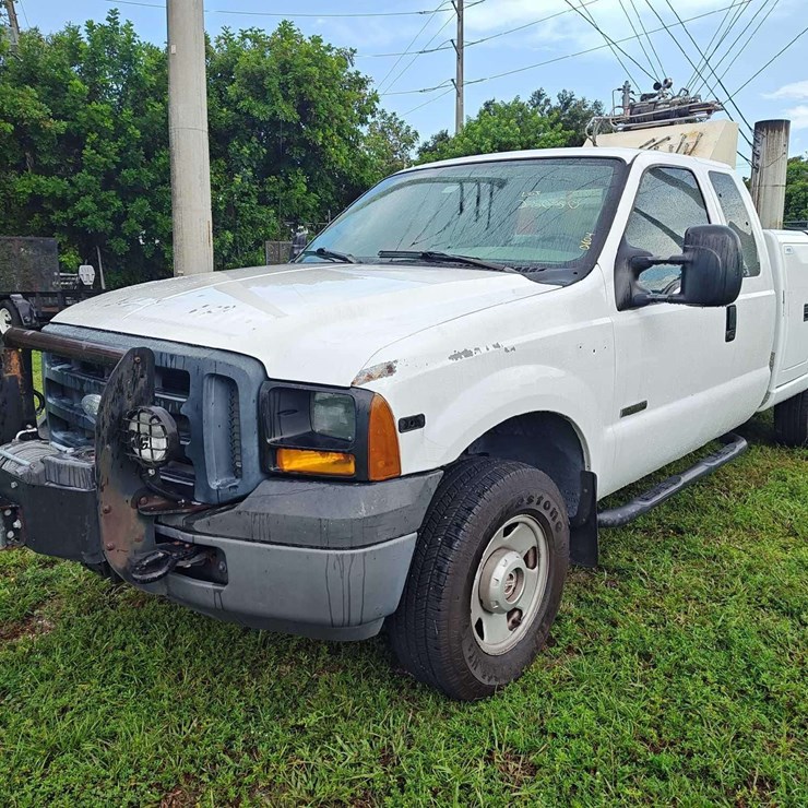 2006 FORD F350
