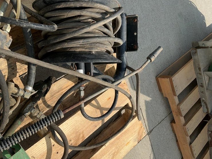 john-deere-4930-image-17