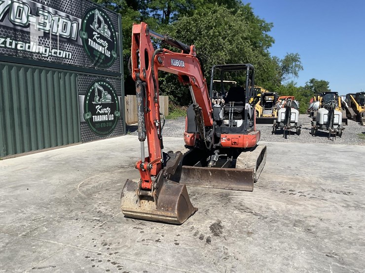 2017-kubota-u55-4-image-8
