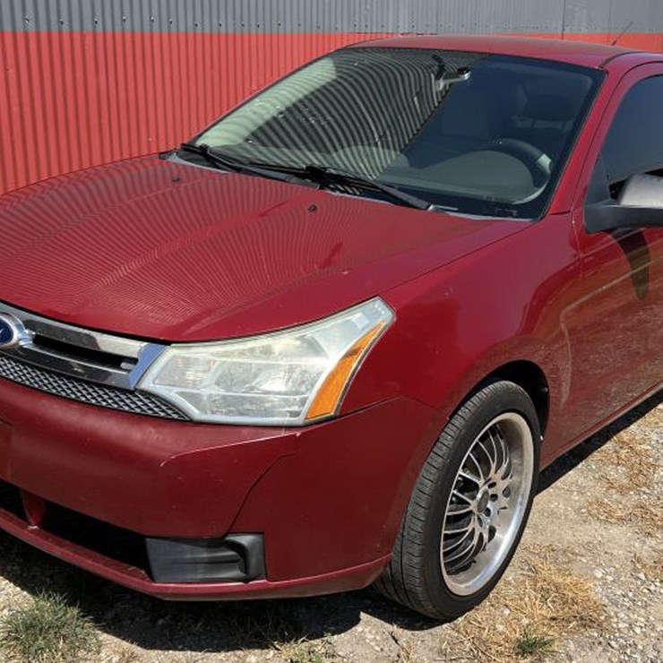 #215 • 2010 Ford Focus