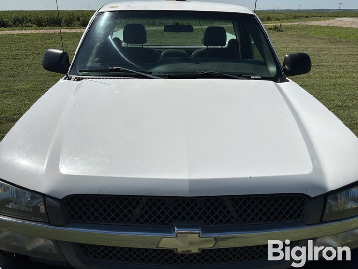2003-chevrolet-silverado-2500-image-10