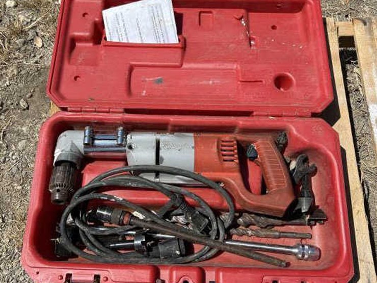 #101-•-milwaukee-1/2"-drill-&-bits-image-1