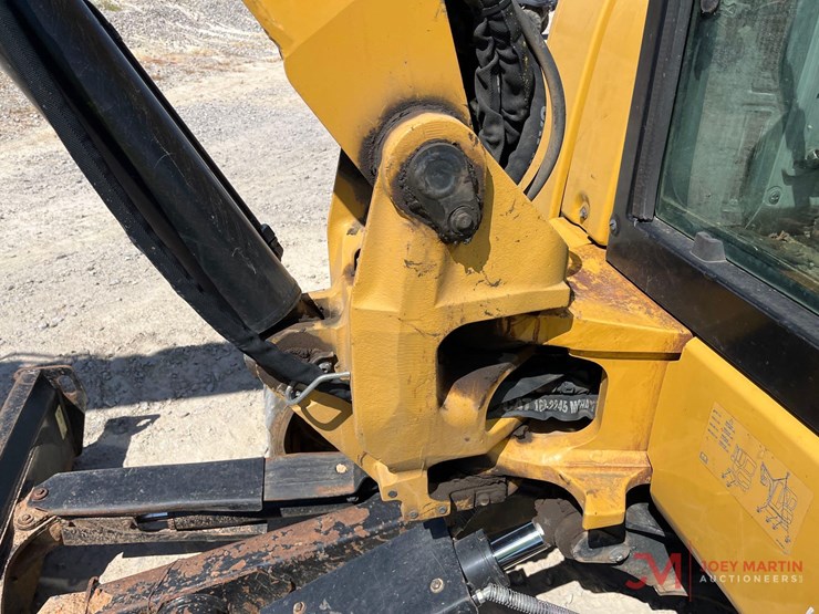 2016-caterpillar-305.5e2-cr-image-10