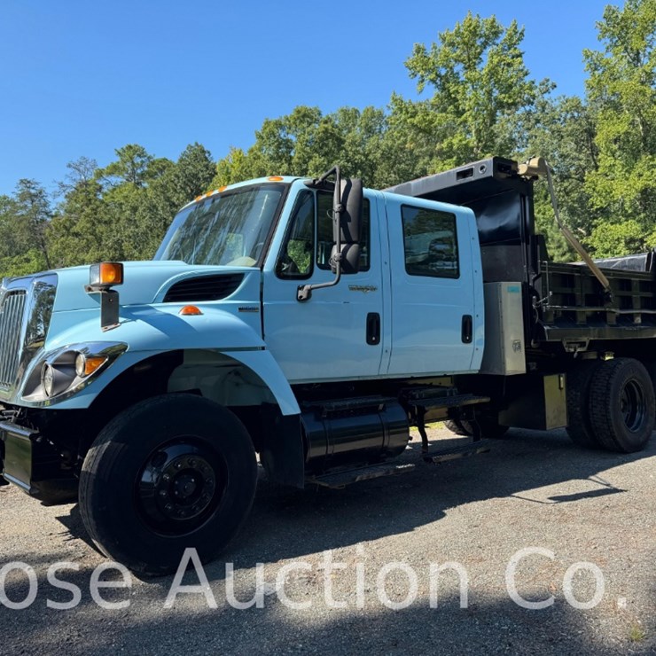 2009 INTERNATIONAL 7400