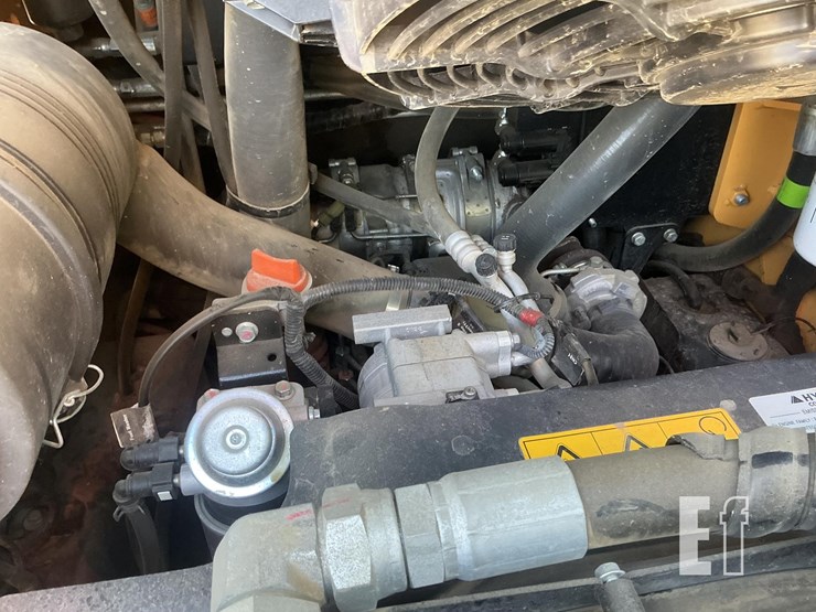 2023-hyundai-ht100v-image-19