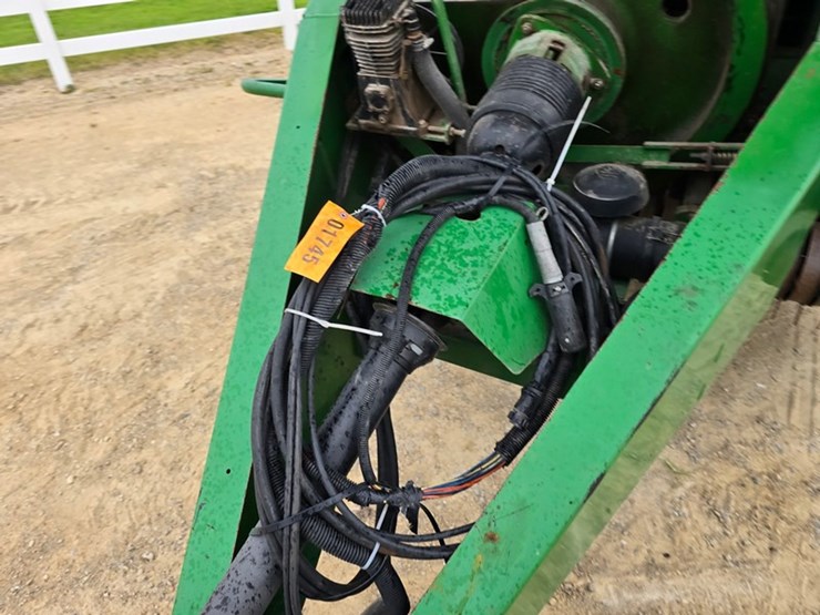 john-deere-100-image-24