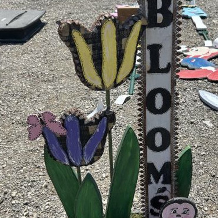 #74 • Custom Wood Art - Floral Arrangement w/ Bloom's