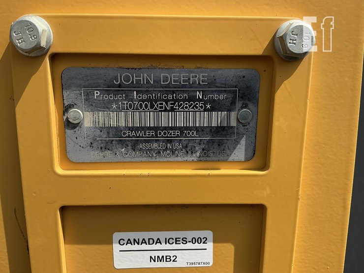 2022-deere-700l-xlt-image-23