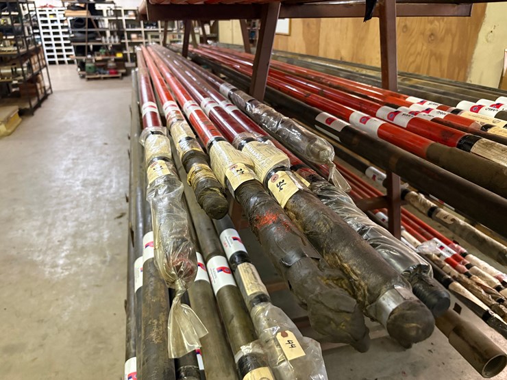 new-2”-x-1-1/2”-x-12’,-70-nd-flex,-hvr,-cs-trim,-cs-chrome-bbl,-downhole-pump-image-2