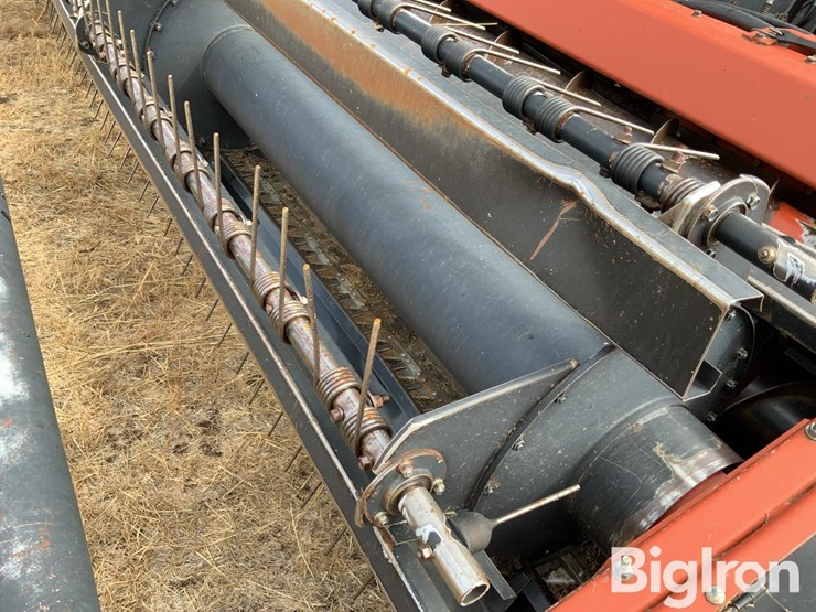 hesston-8250-image-10