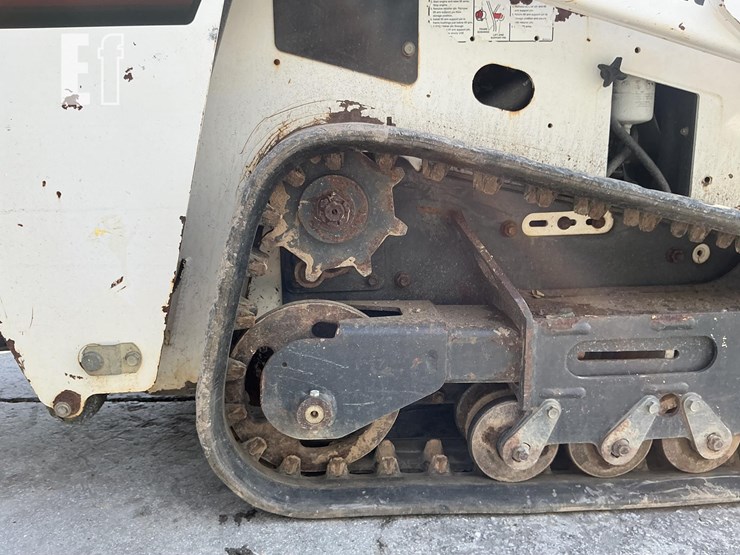 2017-bobcat-mt55-image-10
