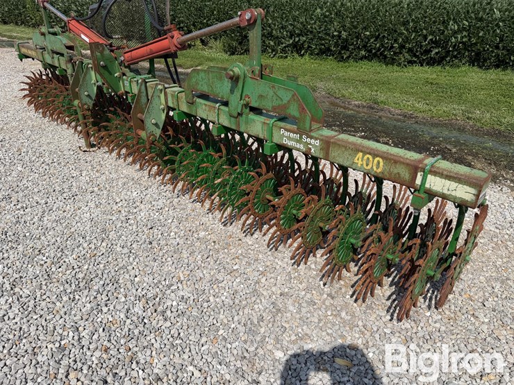 john-deere-400-image-1