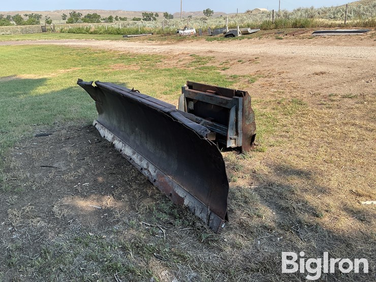snow-blade-attachment-image-1