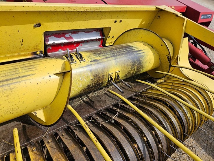 2018-new-holland-790-image-14