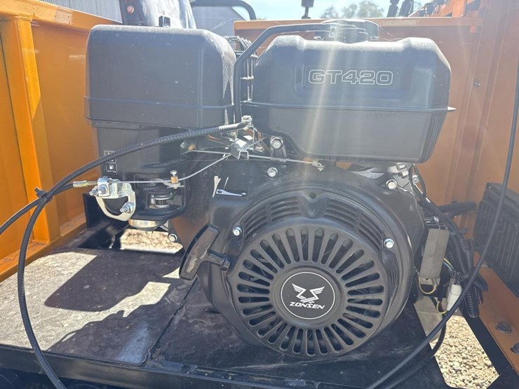 #49-•-crawler-dumper-w/-seat---future-j1500---gas-image-9