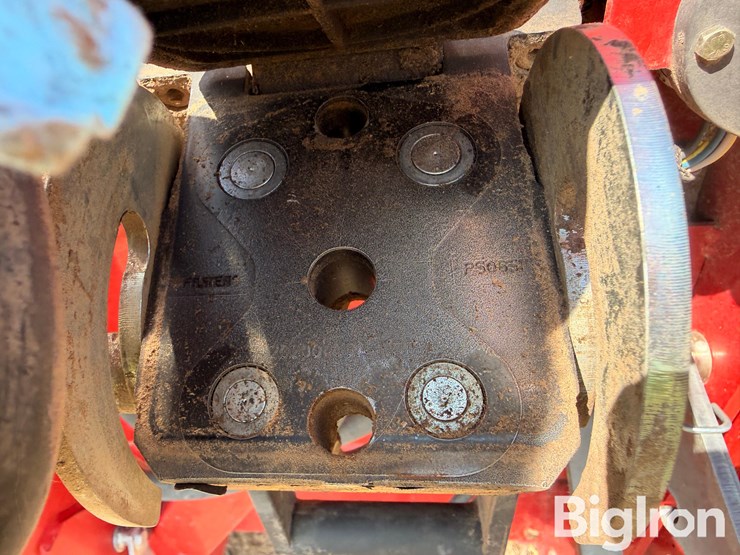 2020-case-ih-4412-image-15