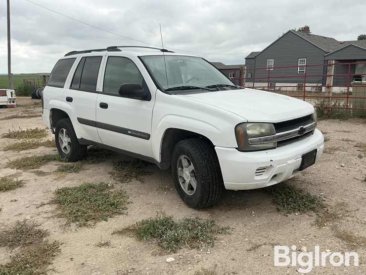 2004-chevrolet-trailblazer-image-3