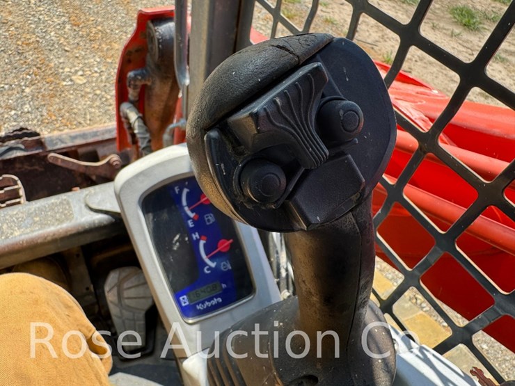 2019-kubota-svl75-2-image-22