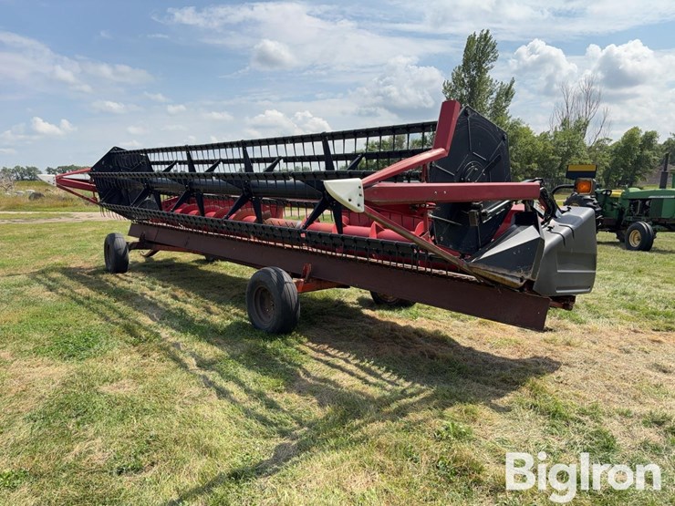 2004-case-ih-1020-image-1