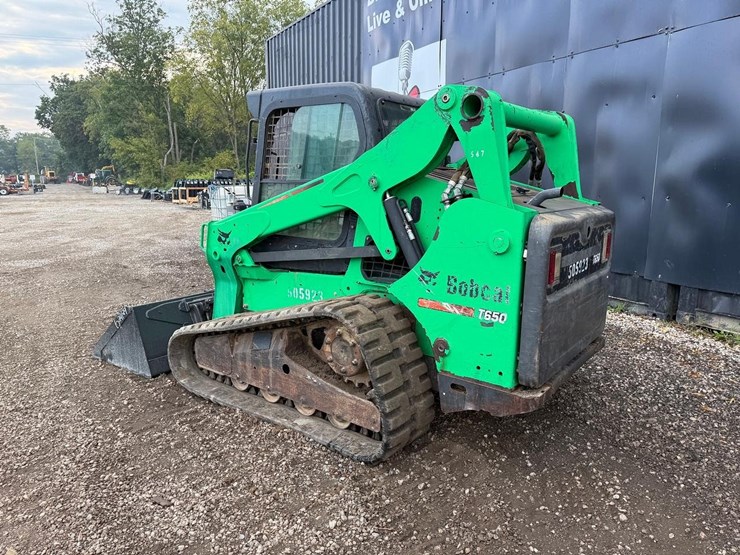 2013-bobcat-t650-image-2