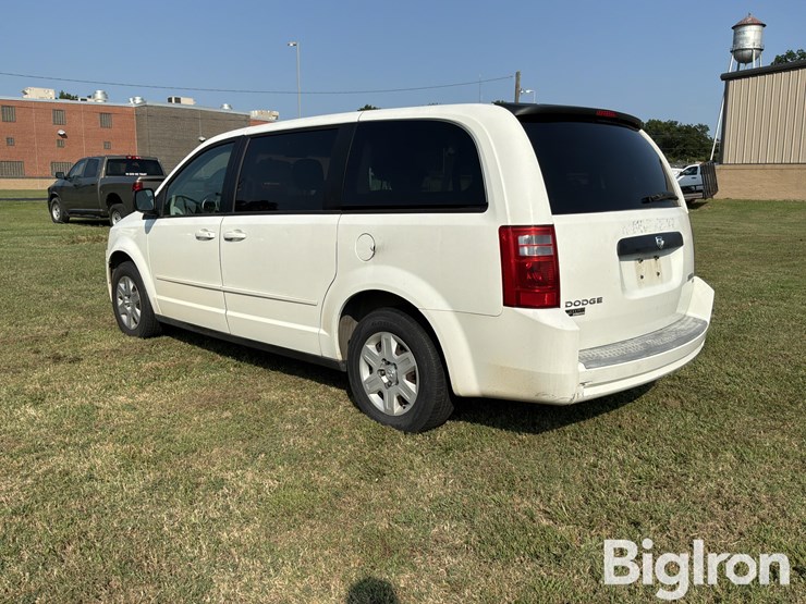 2009-dodge-grand-caravan-se-image-7