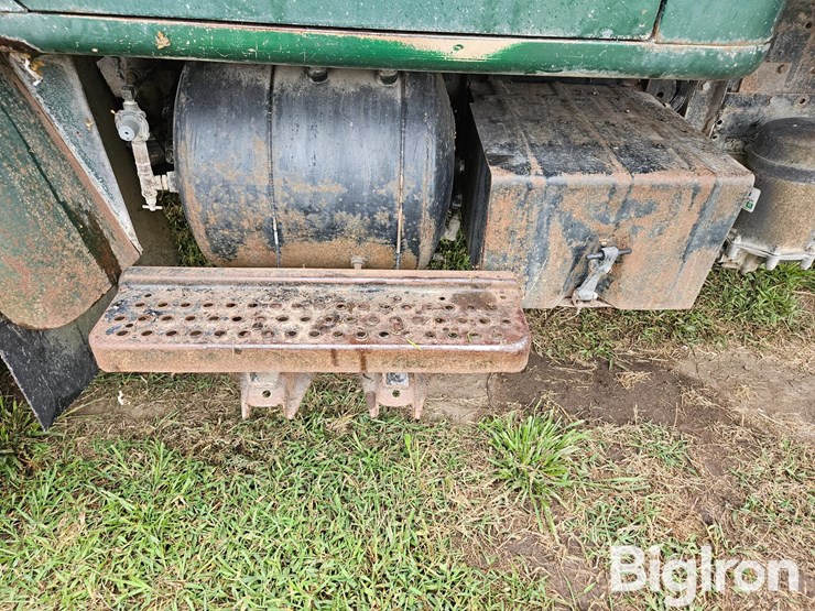 1980-caterpillar-3208-image-9