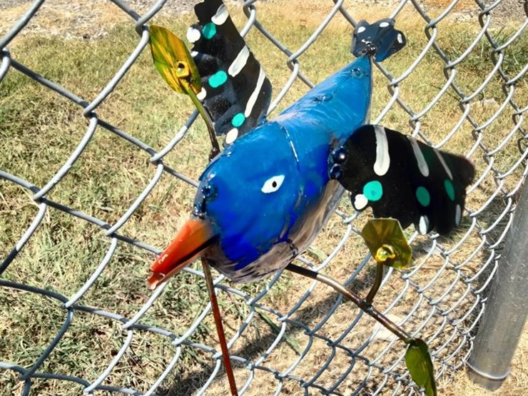 #114-•-metal-art---(2)-in-gound-blue-&-green-birds-image-3