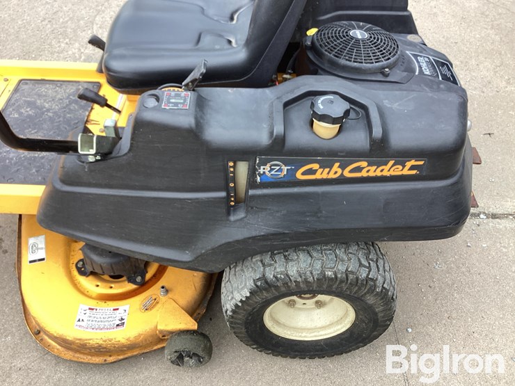 cub-cadet-rzt42-image-9