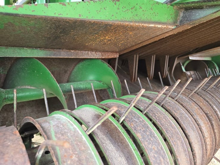 john-deere-100-image-14